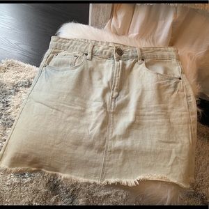 Light jean skirt